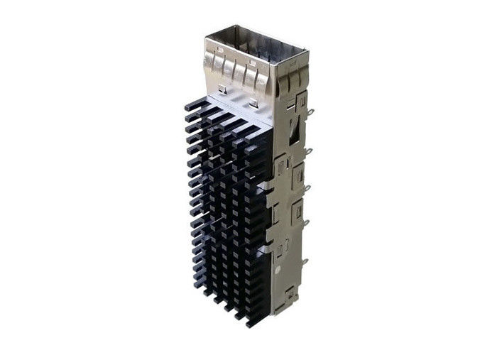 EMI voorziet Enige Havensfp28 Kooi 18,75 mm voor QSFP28-Schakelaar van labels